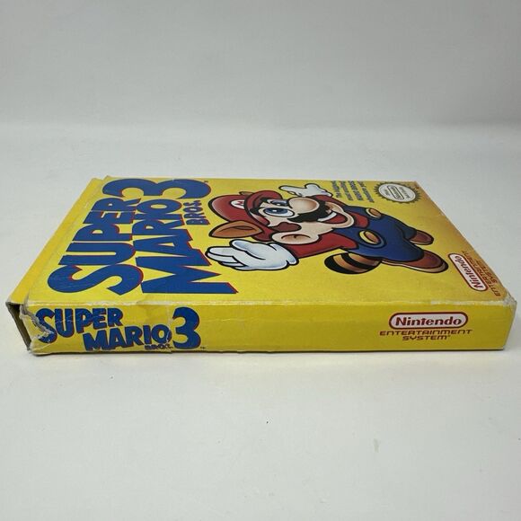 Super Mario Bros 3 Nintendo NES Complete in Box CIB Cartridge Manual Box - Picture 5 of 15